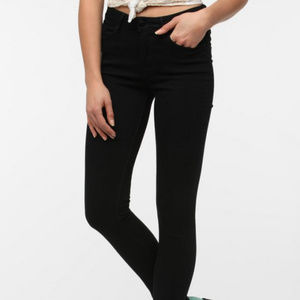 BDG Black Cigarette High-Rise Ankle Jean Size 27